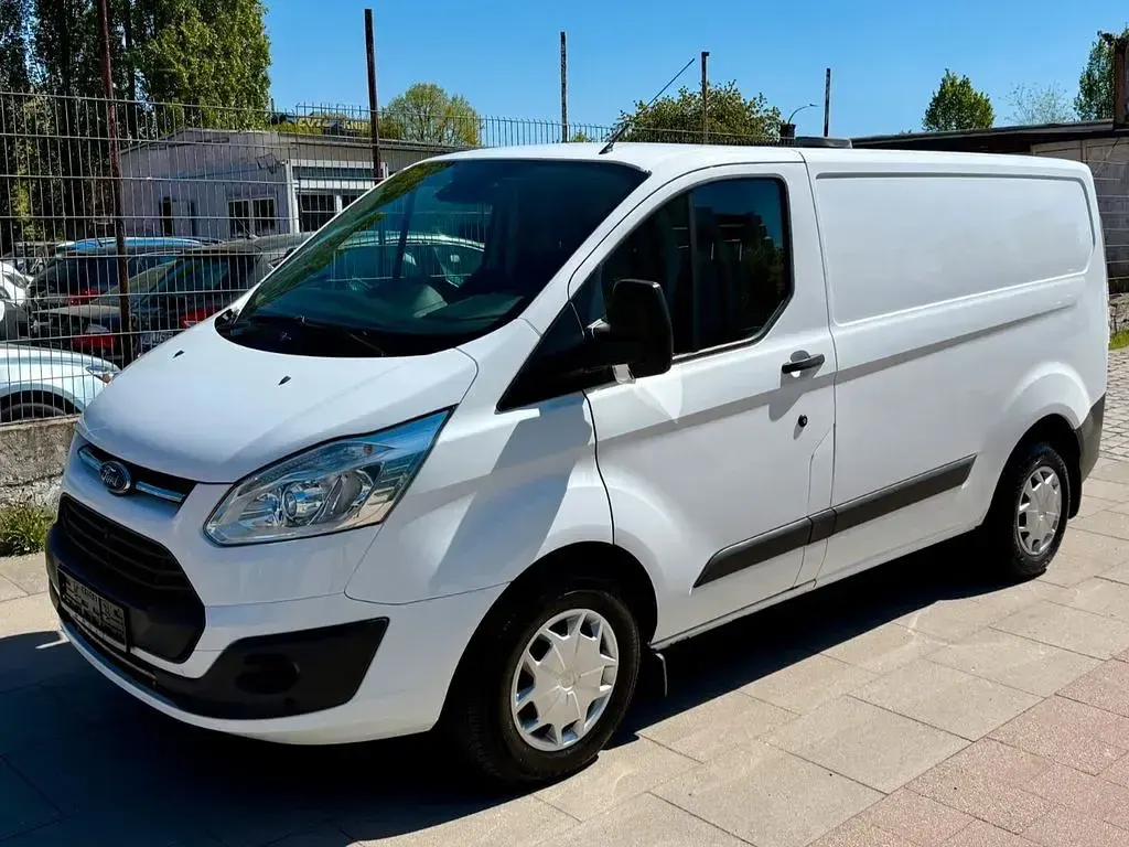 Second-hand Ford Transit Custom Trend 131 CP (96 kW) 2017 Alb Monovolum