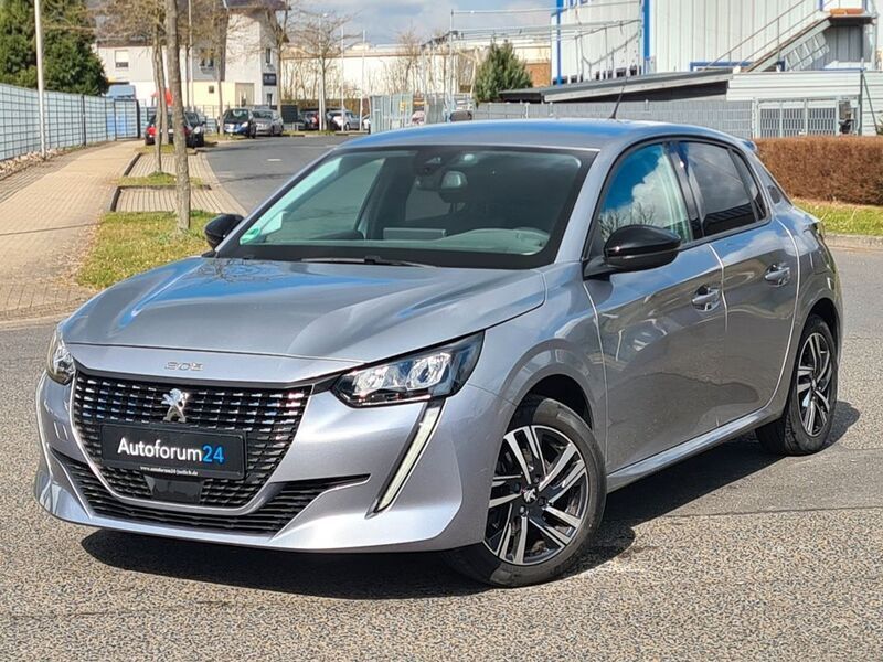 Grau Gebraucht 2023 Peugeot 208 Allure Kleinwagen | 17.299 € (Guter Preis) - Bild 1/4