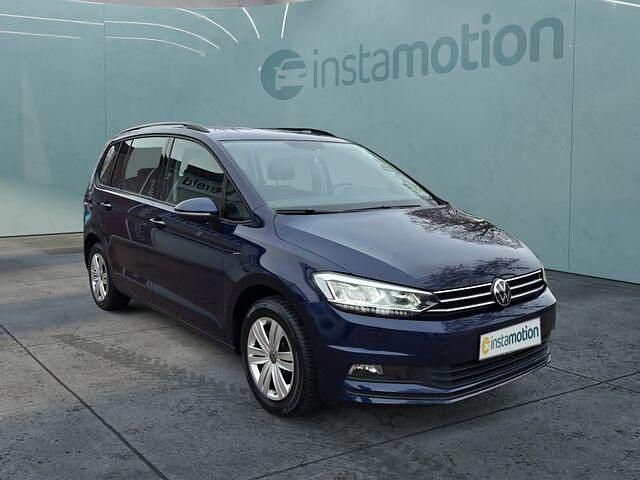 Blau Gebraucht 2022 VW Touran Van / Kleinbus | 31.649 € (Etwas zu teuer) - Bild 1/2
