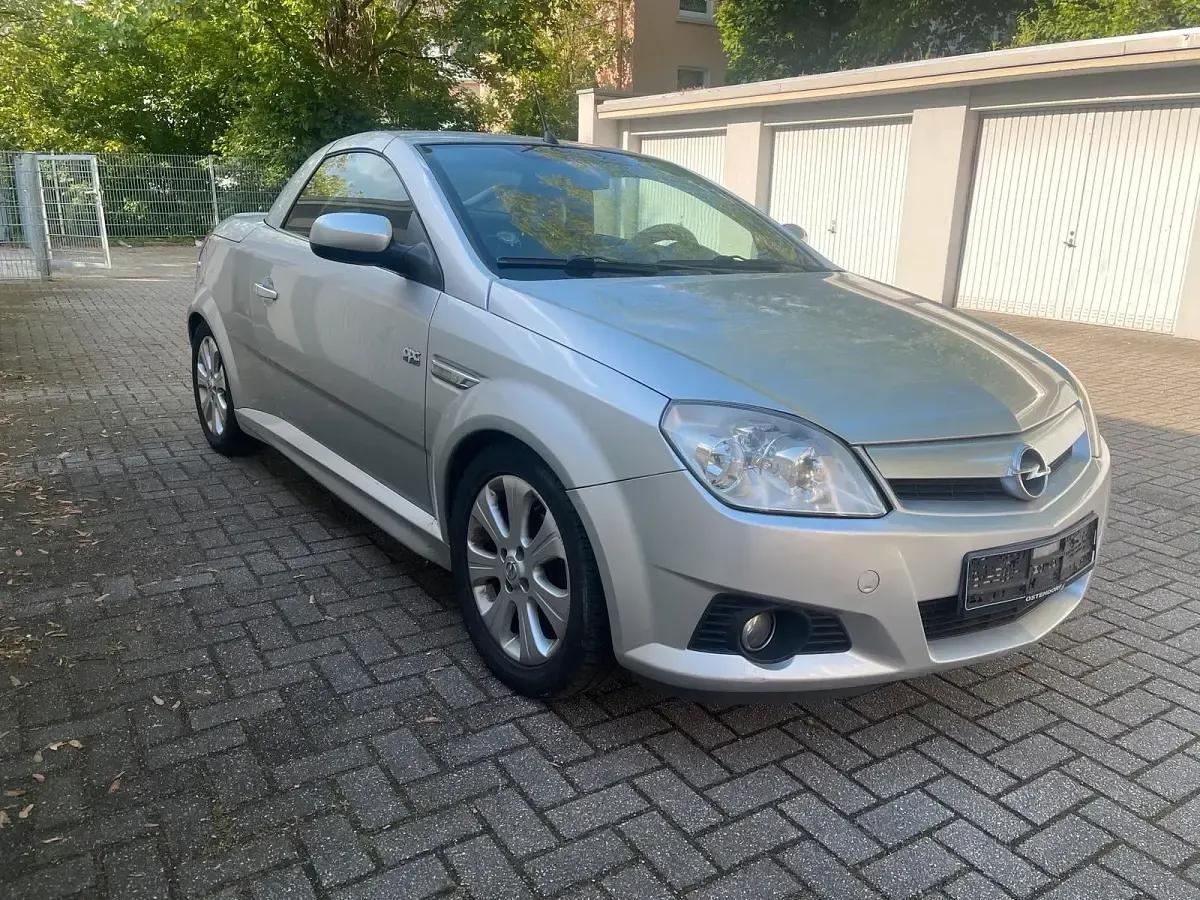 Gebraucht Opel Tigra 125 PS (91 kW) 2007 Grau Cabrio