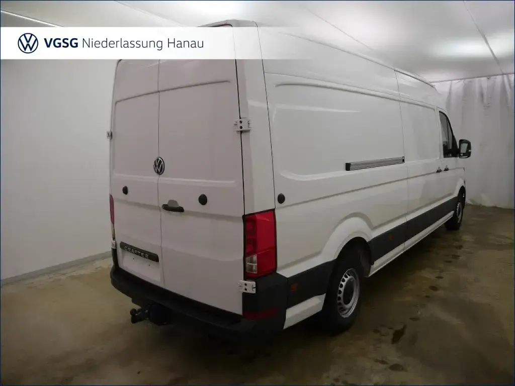 Gebraucht VW Crafter 177 PS (130 kW) 2025 Candyweiß Van