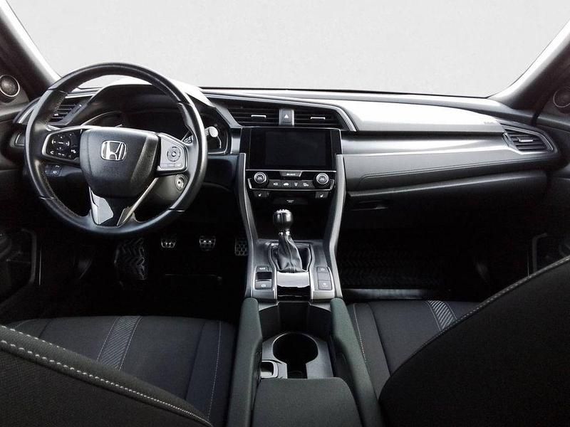 Gebraucht Honda Civic Elegance 129 PS (94 kW) 2018 Silber Limousine