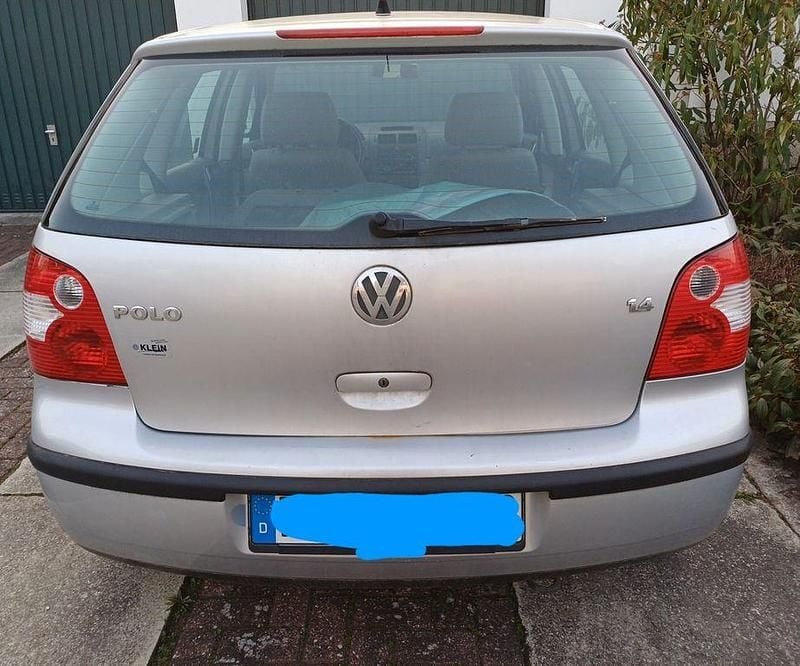 Gebraucht VW Polo Comfortline 75 PS (55 kW) 2002 Silber Limousine