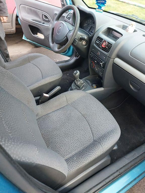 Gebraucht Renault Clio II Rip Curl 75 PS (55 kW) 2007 Grün Limousine