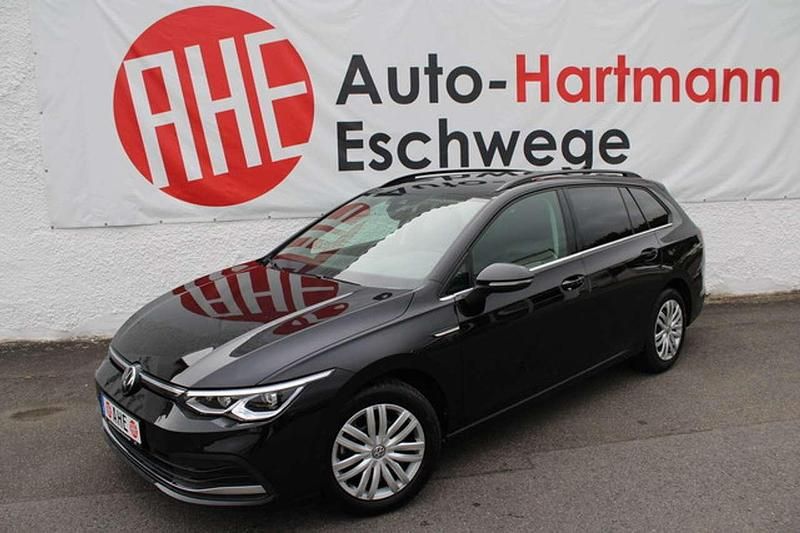 Schwarz Gebraucht 2023 VW Golf VIII Style Kombi | 26.380 € (Fairer Preis) - Bild 1/4