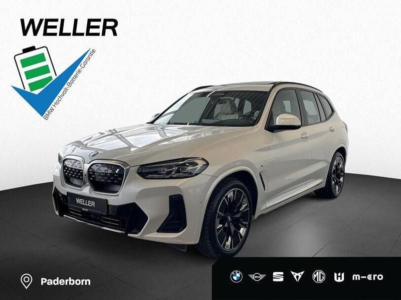 Mineralweiß (weiß) Gebraucht 2023 BMW iX3 M Sport SUV | 45.900 € (Guter Preis) - Bild 1/3
