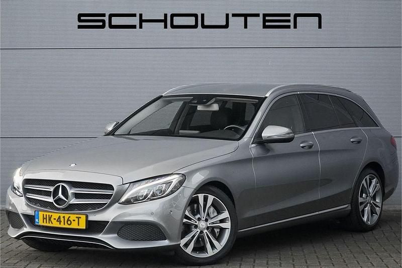 Grau Gebraucht 2015 Mercedes C350e Edition Kombi | 9.900 € (Fairer Preis) - Bild 1/3