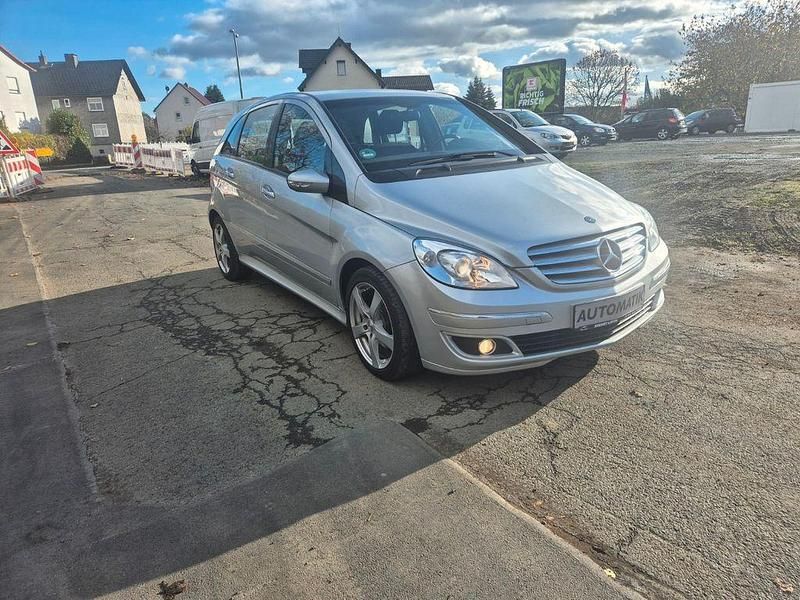 Gebraucht Mercedes E200 193 PS (141 kW) 2005 Silber Limousine