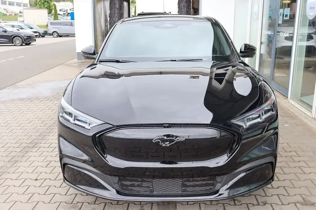 Ny Ford Mustang Mach-E Premium 275 kW (375 HK) 2026 Beige SUV