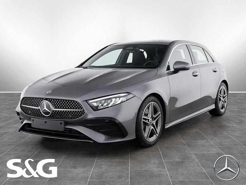 Metalliclack mountaingrau Gebraucht 2024 Mercedes A220 AMG Limousine | 37.977 € (Fairer Preis) - Bild 1/4