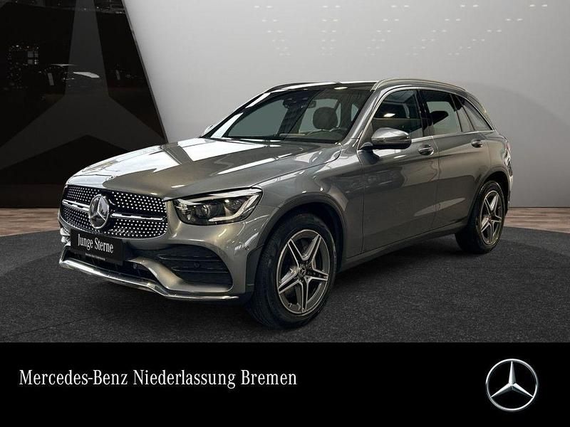 Grau Gebraucht 2021 Mercedes GLC220 AMG SUV | 41.890 € (Teuer) - Bild 1/3