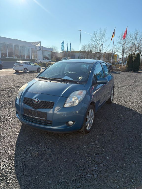 Blau Gebraucht 2008 Toyota Yaris Sol Limousine | 3.450 € (Fairer Preis) - Bild 1/4