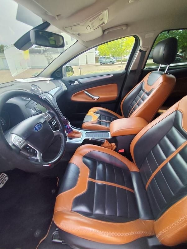 Grau Gebraucht 2011 Ford Mondeo Individual Kombi | 6.000 € (Fairer Preis) - Bild 1/4