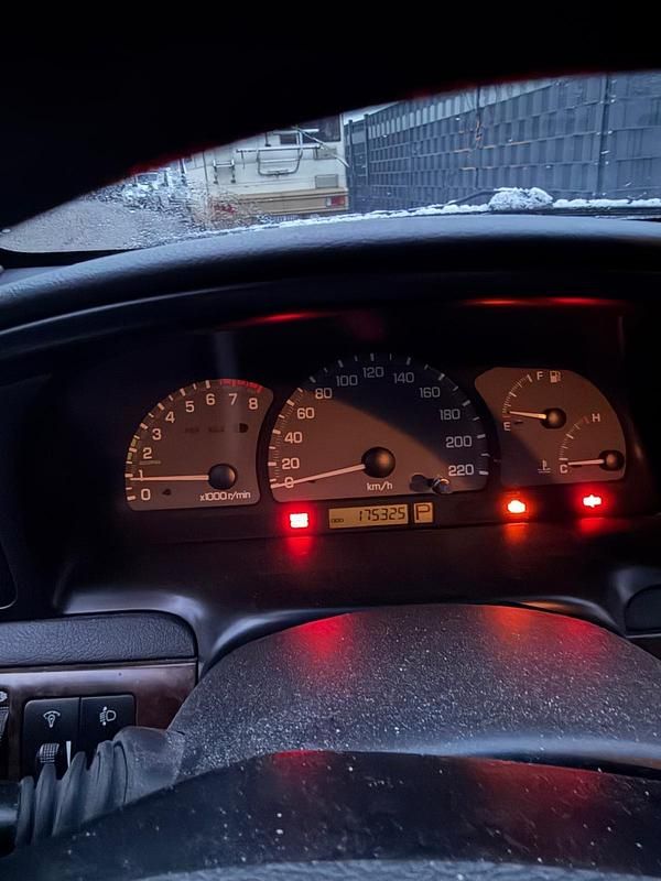 Gebraucht Chevrolet Tacuma 121 PS (88 kW) 2004 Grau Van / Kleinbus