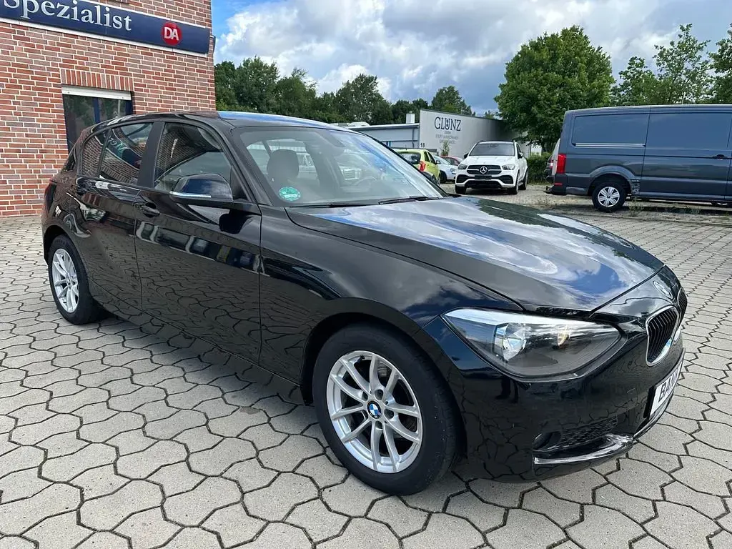 Gebraucht BMW 116 Sport Line 136 PS (100 kW) 2013 Schwarz Kleinwagen