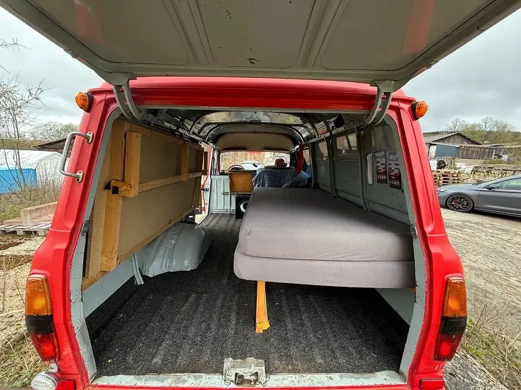 Gebraucht Ford Transit 65 PS (47 kW) 1977 Rot Van / Kleinbus