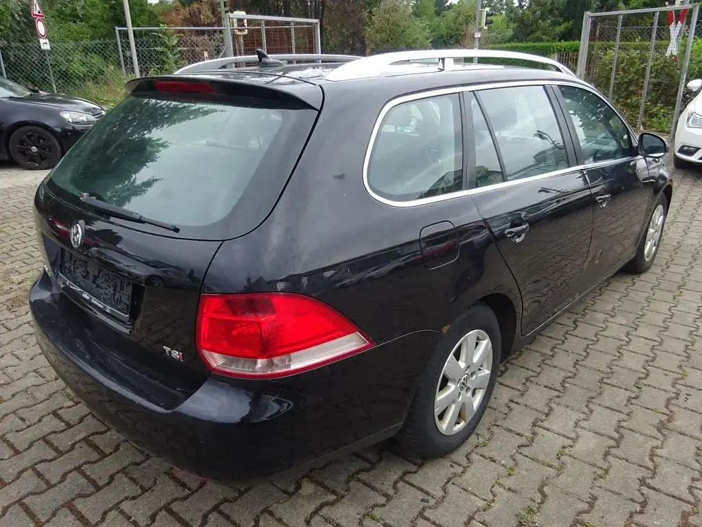 Gebraucht VW Golf VI Comfortline 122 PS (89 kW) 2009 Schwarz Kleinwagen