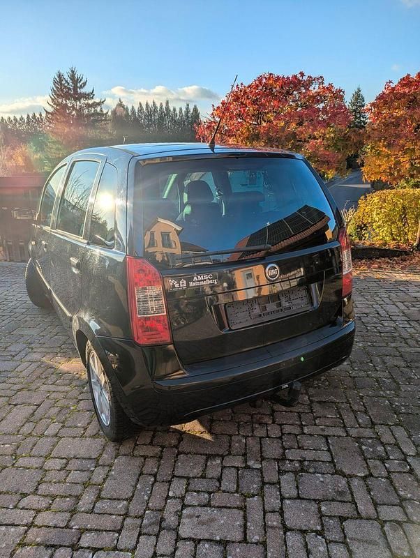 Gebraucht Fiat Idea Dynamic 95 PS (69 kW) 2006 Schwarz Van / Kleinbus