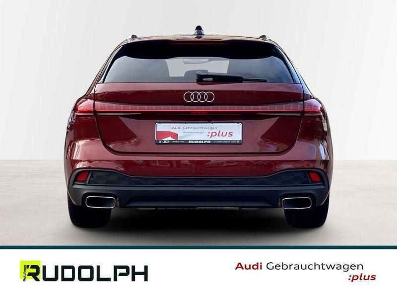 Gebraucht Audi A5 Sport 150 PS (110 kW) 2025 Grenadinerot metallic Kombi