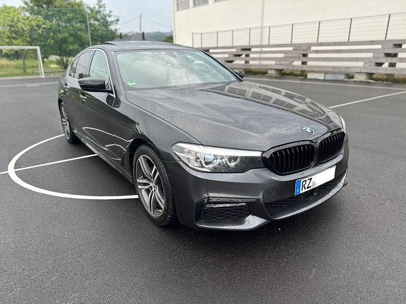 Gebraucht BMW 520 M Sport 190 PS (139 kW) 2017 Grau Limousine