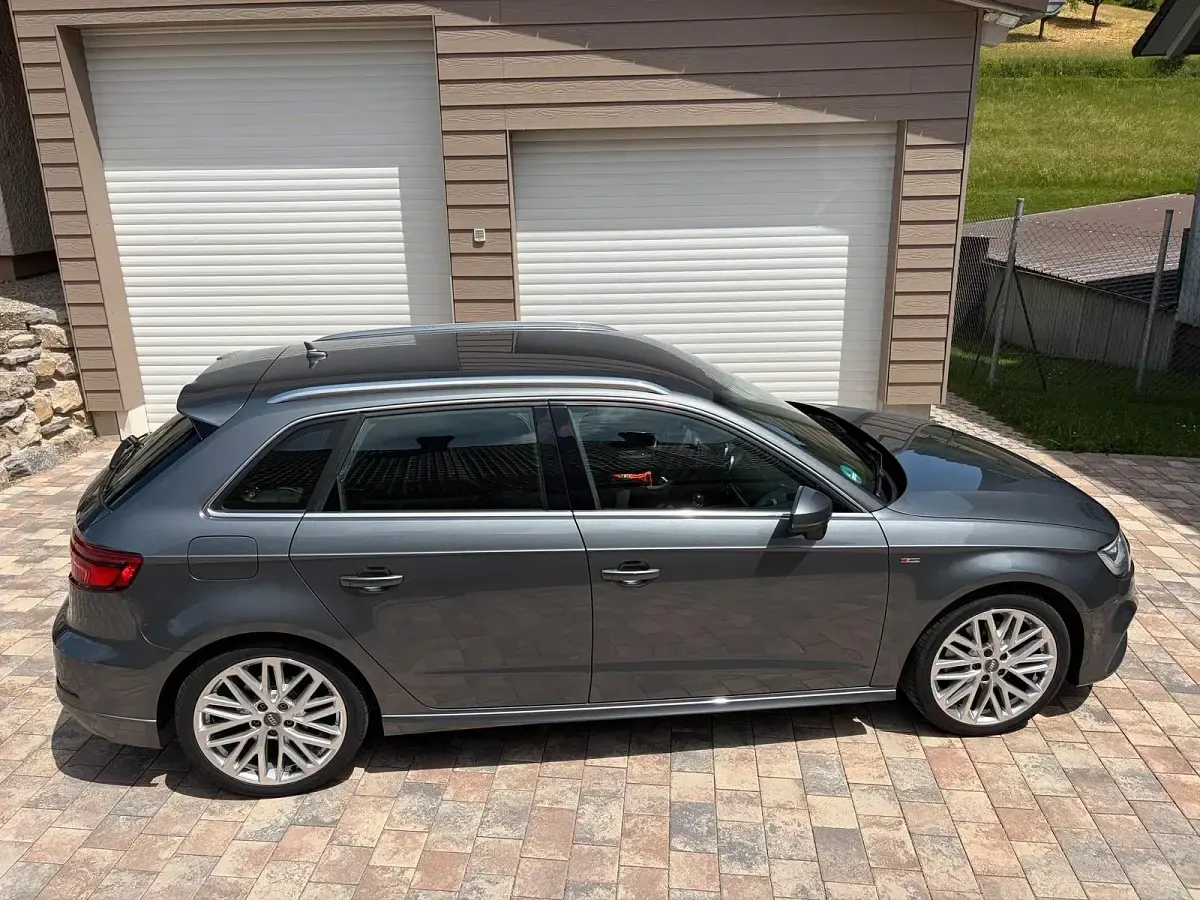 Gebraucht Audi A3 Sportback 190 PS (139 kW) 2017 Grau Kleinwagen