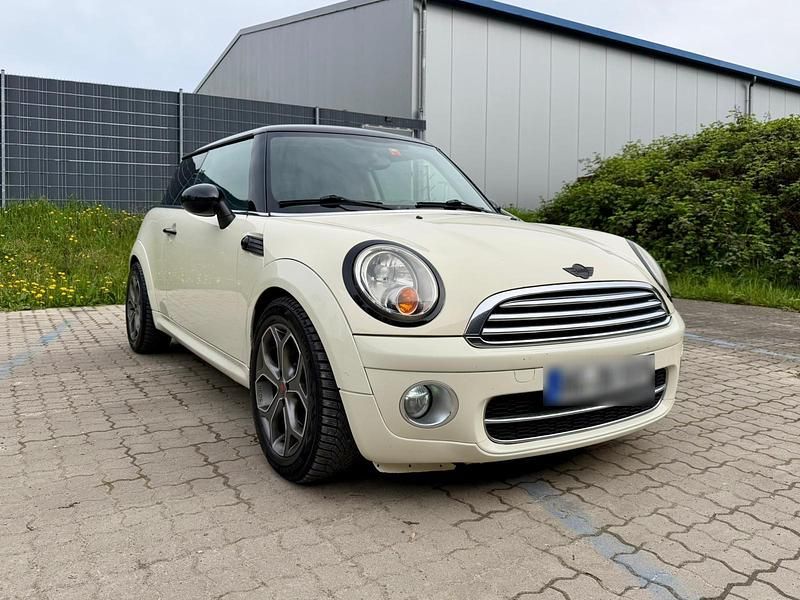 Usata Mini Cooper 109 CV (80 kW) 2008 Beige Utilitaria
