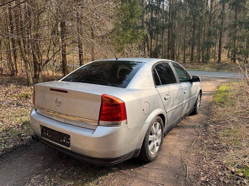 Gebraucht Opel Vectra Comfort 147 PS (108 kW) 2003 Grau Limousine