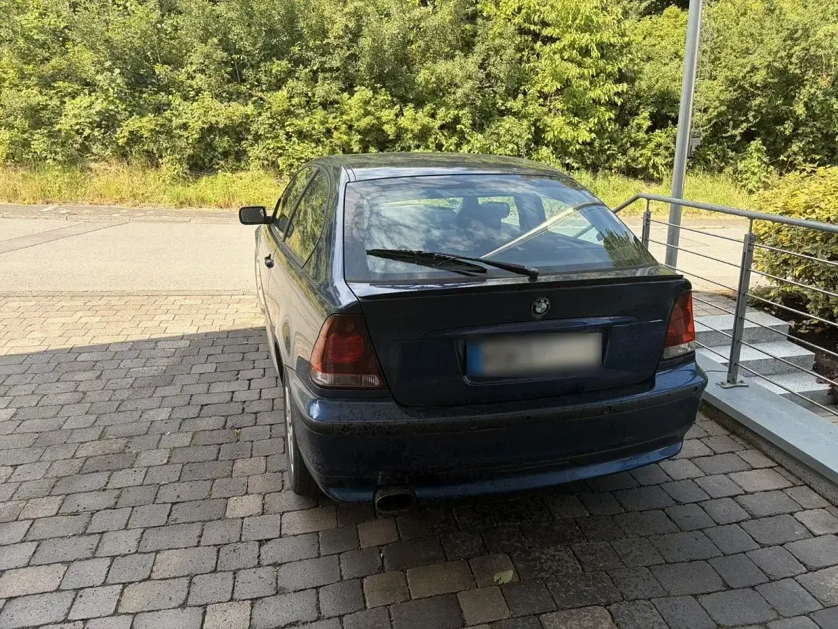 Gebraucht BMW 316 116 PS (85 kW) 2003 Blau Limousine
