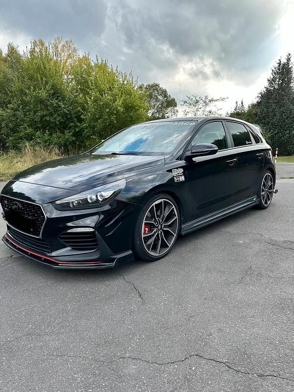 Schwarz Gebraucht 2020 Hyundai i30 Kleinwagen | 22.000 € (Fairer Preis) - Bild 1/4