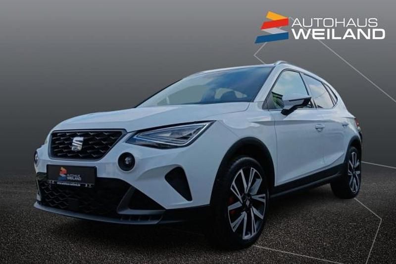 Weiß Gebraucht 2023 Seat Arona FR SUV | 23.900 € (Fairer Preis) - Bild 1/3