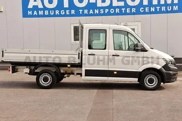 Gebraucht VW Crafter 177 PS (130 kW) 2021 Candyweiß Van