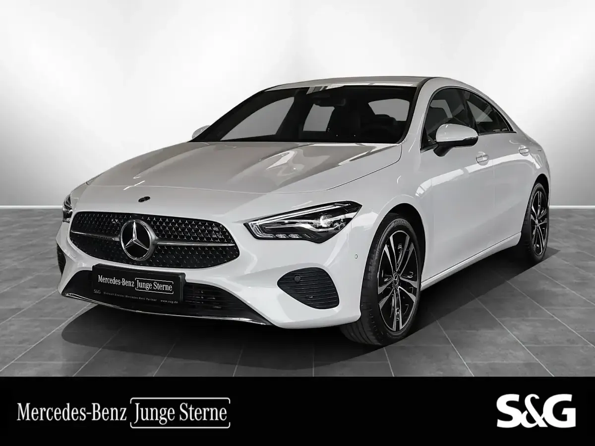 Gebraucht Mercedes CLA180 Progressive 136 PS (100 kW) 2025 Limousine