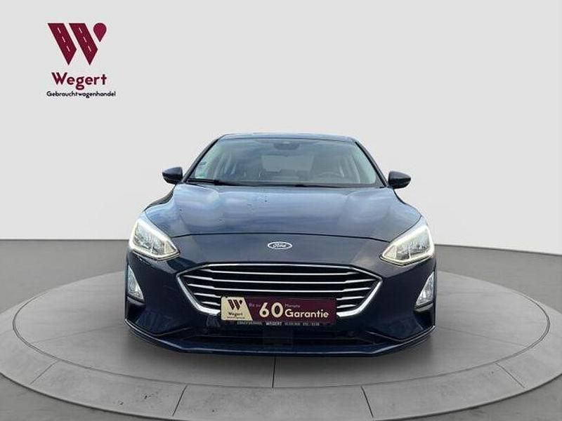 Gebraucht Ford Focus Cool & Connect 150 PS (110 kW) 2019 Blau Limousine