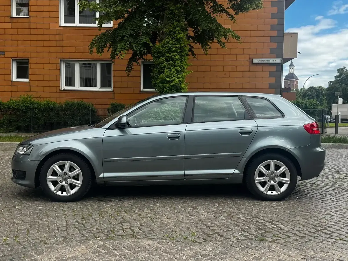 Używany Audi A3 140 KM (102 kW) 2009 Srebrny Hatchback