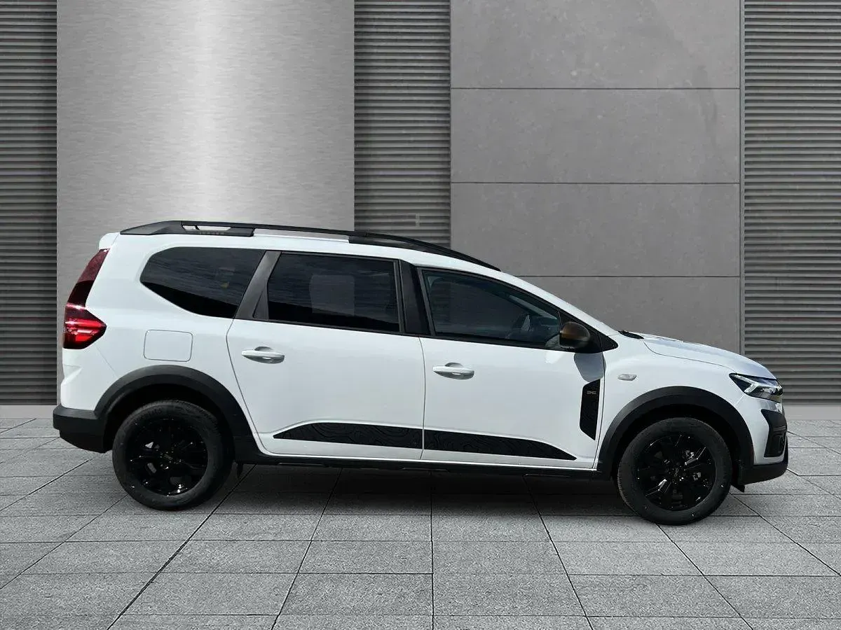 Neu Dacia Jogger Extreme 141 PS (103 kW) 2025 Arktisweiß Van / Kleinbus