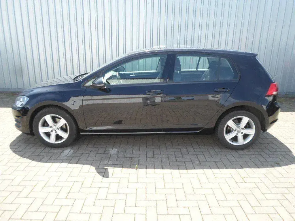 Gebraucht VW Golf VII Comfortline 86 PS (63 kW) 2013 Schwarz Limousine