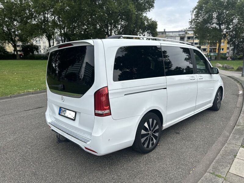 Gebraucht Mercedes V250 AMG 190 PS (139 kW) 2018 Bergkristallweiß metallic Van / Kleinbus