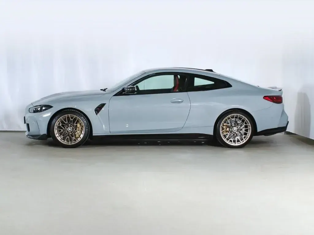 Neu BMW M4 Performance 551 PS (405 kW) 2025 Grau Coupé