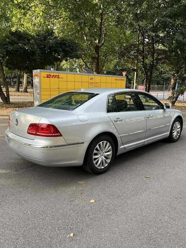 Second-hand VW Phaeton 250 CP (183 kW) 2012 Argintiu Berlinǎ