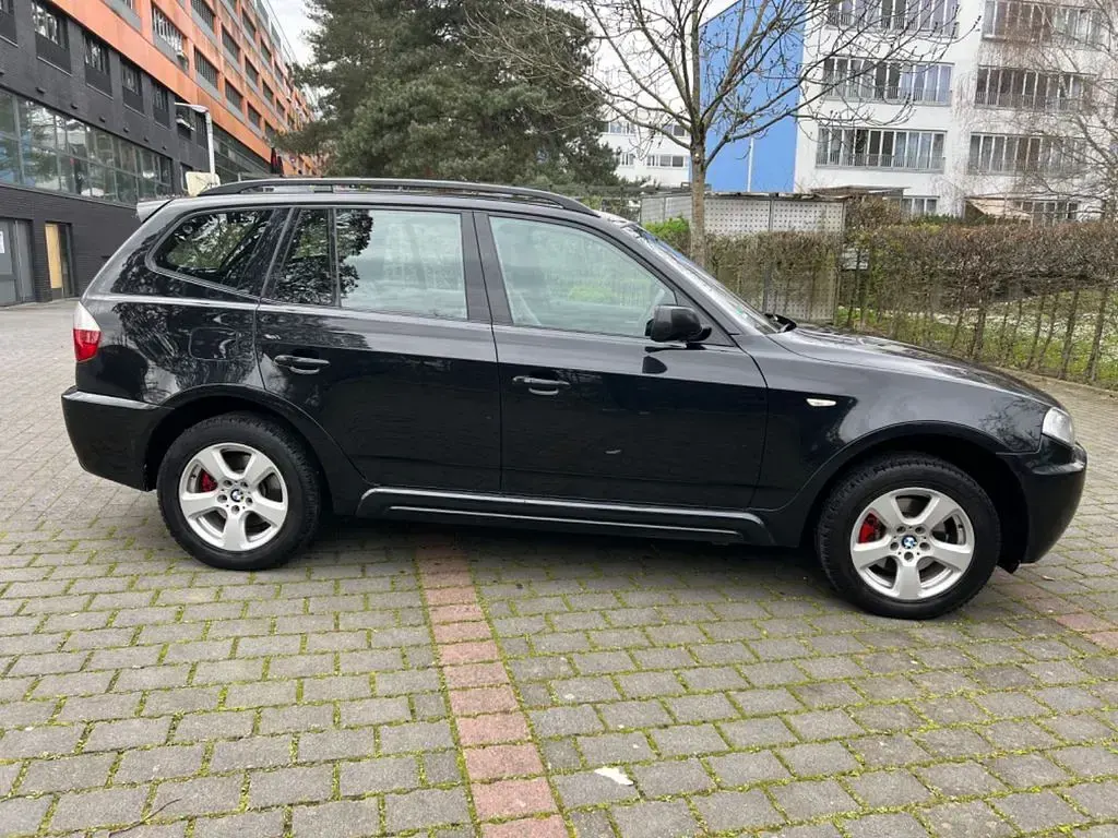 Gebraucht BMW X3 Sport Line 177 PS (130 kW) 2008 Schwarz SUV
