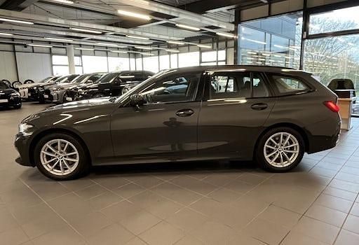 Gebraucht BMW 320 Comfort Edition 184 PS (135 kW) 2024 Grau Kombi