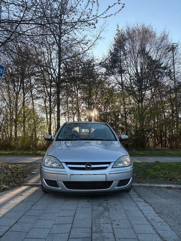 Second-hand Opel Corsa 80 CP (58 kW) 2006 Argintiu Hatchback