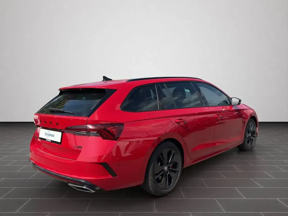 Gebraucht Skoda Octavia RS 245 PS (180 kW) 2024 Velvetrot premium metallic (metallic) Limousine
