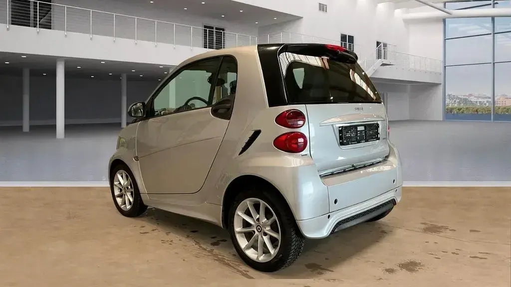 Gebraucht Smart ForTwo Coupé 71 PS (52 kW) 2013 Silber Coupé