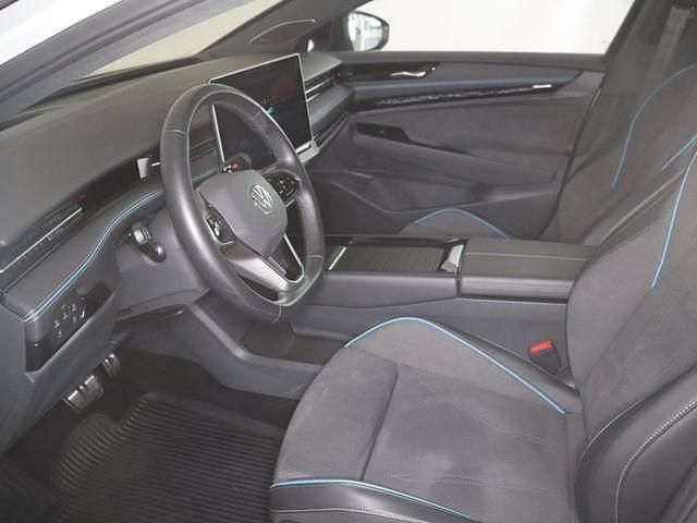 Gebraucht VW ID.7 Pro 210 kW (286 PS) 2024 Gletscherweiß metallic (metallic) Limousine