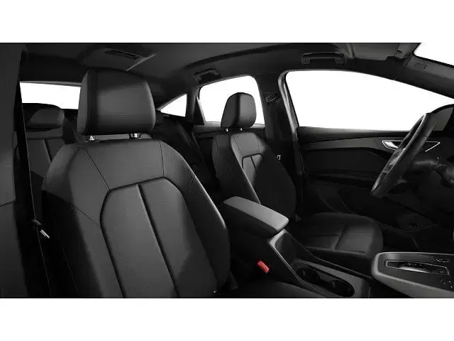 Gebraucht Audi Q4 Sportback e-tron Advanced 125 kW (170 PS) 2023 Kieselgrau SUV