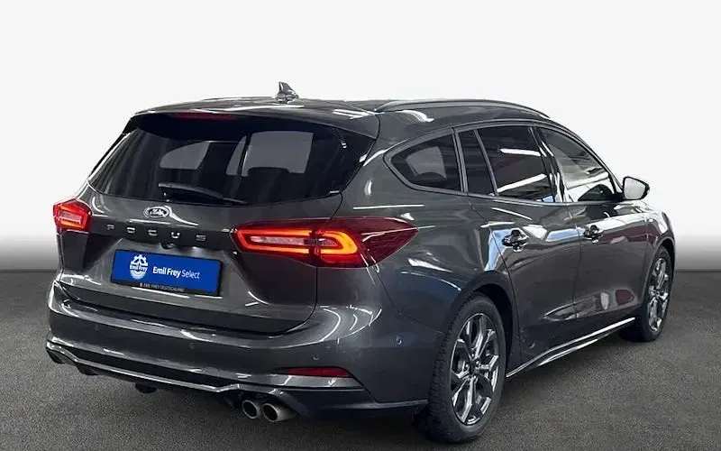 Gebraucht Ford Focus ST-Line X 155 PS (114 kW) 2025 Magnetic metallic Kombi