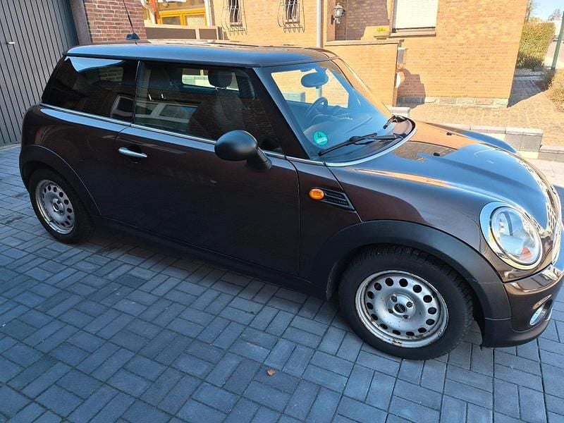 Gebraucht Mini ONE 98 PS (72 kW) 2011 Braun Kleinwagen