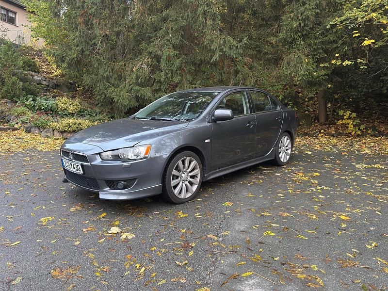 Grau Gebraucht 2008 Mitsubishi Lancer Limousine | 6.900 € (Fairer Preis) - Bild 1/4