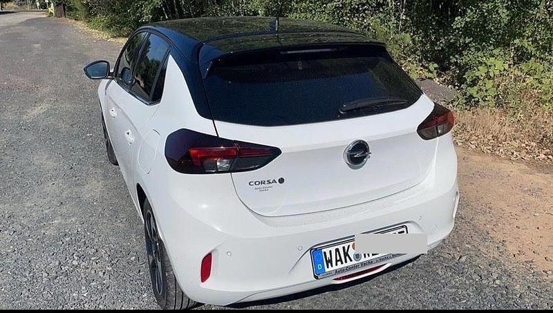 Gebraucht Opel Corsa-e Elegance 100 kW (136 PS) 2022 Weiß Kleinwagen